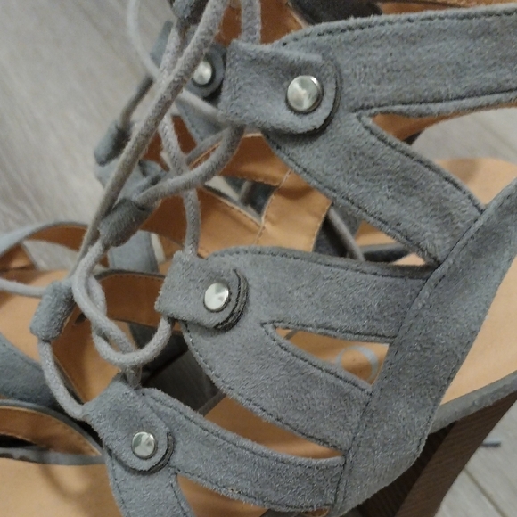 XOXO Balta Gray Strappy Heels - Picture 15 of 17